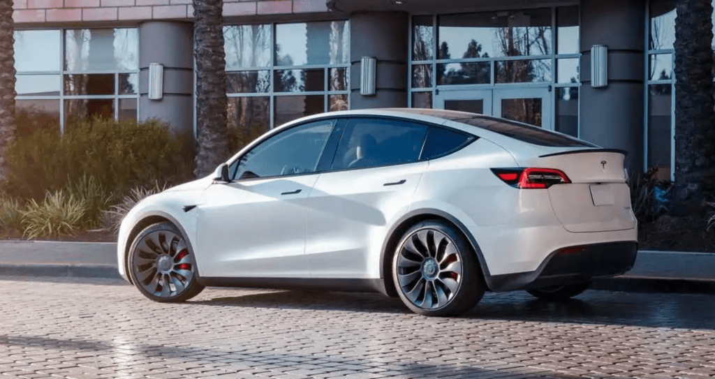 Tesla Model Y sẽ là xe điện ở Nha Trang Khánh Hòa bán chạy nhất năm 2023?