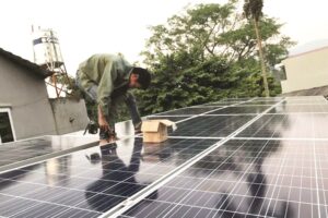 Hơn 2.700 khách hàng khu vực phía Bắc lắp đặt điện mặt trời mái nhà