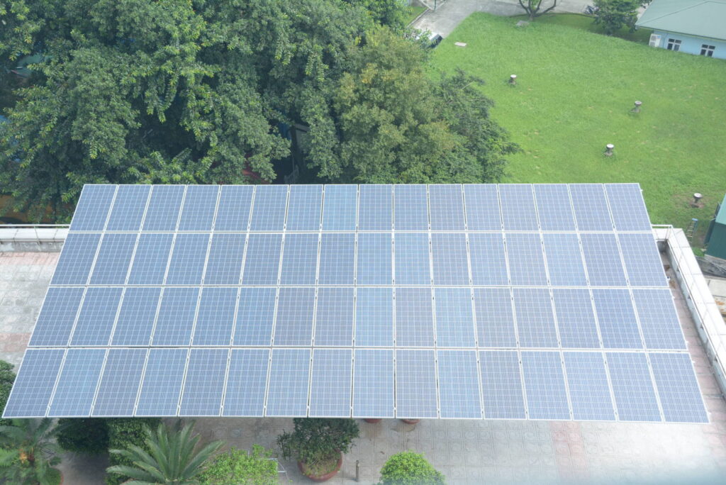 Hệ thống điện mặt trời mái nhà tại Tòa nhà trụ sở Tập đoàn Điện lực Việt Nam