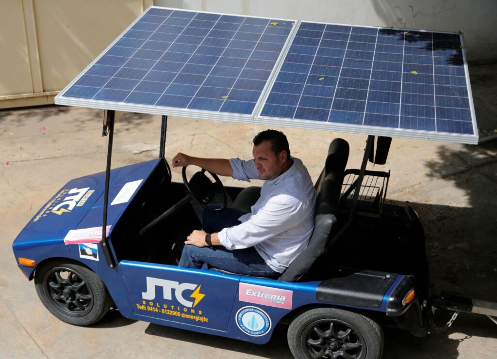 Xe điện mặt trời ở Venezuela