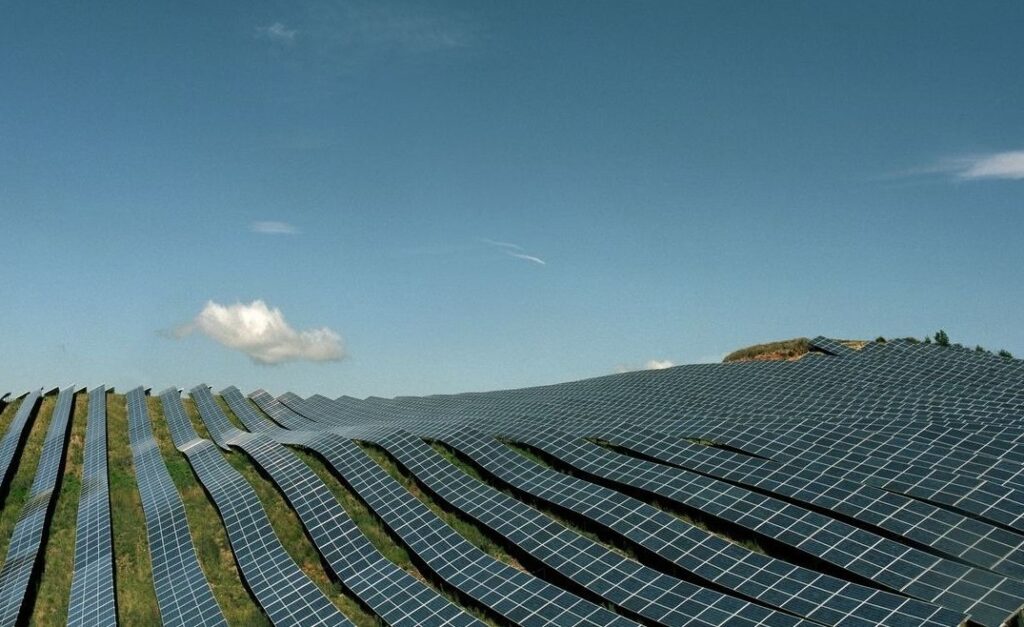 Tổ hợp doanh nghiệp năng lượng mặt trời Mỹ khuyến khích tạo ra chuỗi cung ứng ổn định
