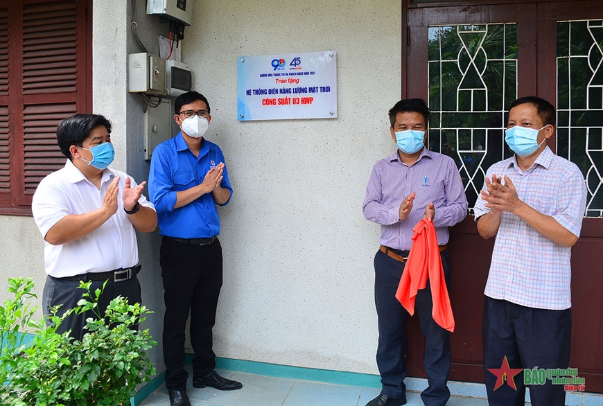 Trao tặng hệ thống điện năng lượng mặt trời cho SOS Làng trẻ em TP. Hồ Chí Minh
