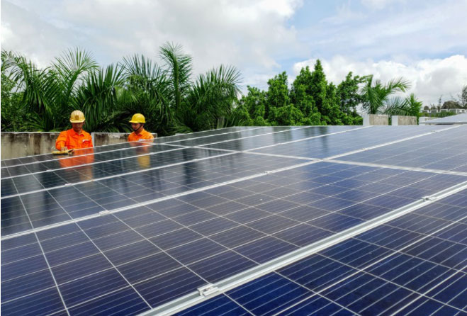Sản lượng điện mặt trời mái nhà toàn hệ thống vượt xa kế hoạch năm 2021