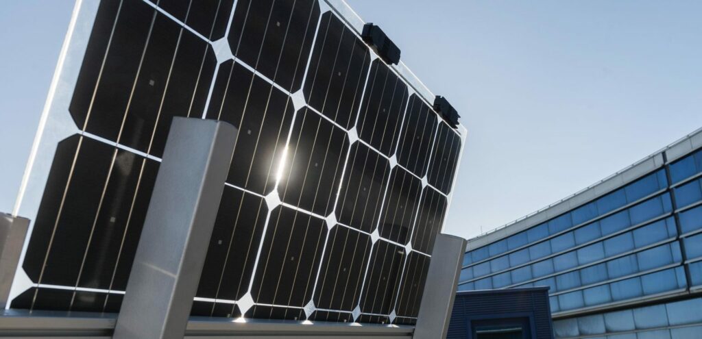 Thị trường sản xuất tấm quang điện mặt trời châu Âu sẽ sôi động trở lại